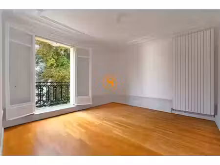 location locaux professionnels 0 pièces 17.85 m² à chantilly (60500)  1 025 €