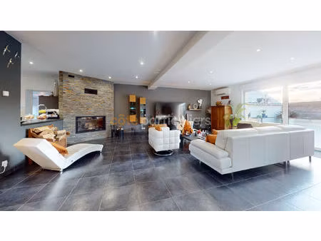 maison familiale de standing  5 chambres 230 m2  terrain 811m2 portes granville calme