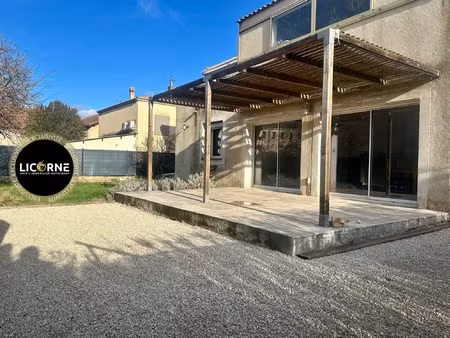 appartement t4 en rez de jardin