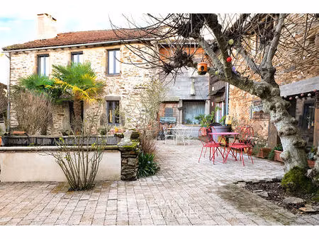 corps de ferme atypique et bucolique proche d'albi