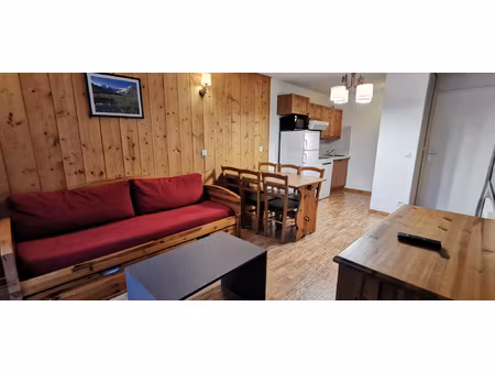 appartement 2 pièces 37 m2 plein pied