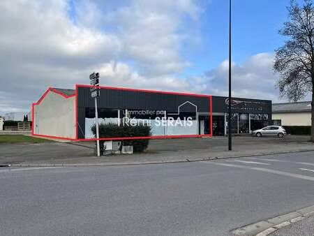 location bureaux et commerces à alençon (61000) : à louer / 400m² alençon