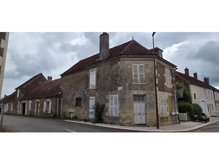 vente maison 3 pièces 68 m² à menou (58210)  45 000 €