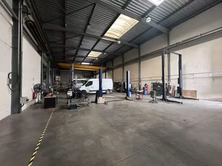 local d'activite a louer