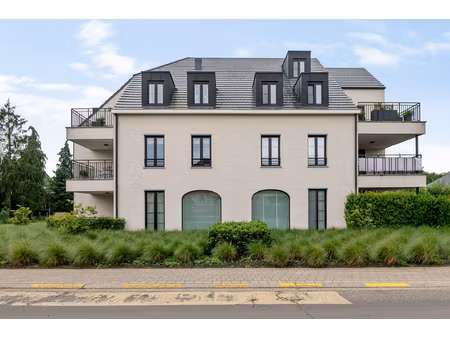 appartement te huur in lichtaart met 3 slaapkamers