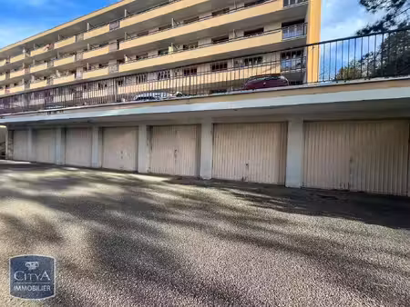 parking à louer - saint-étienne (42) - 70€