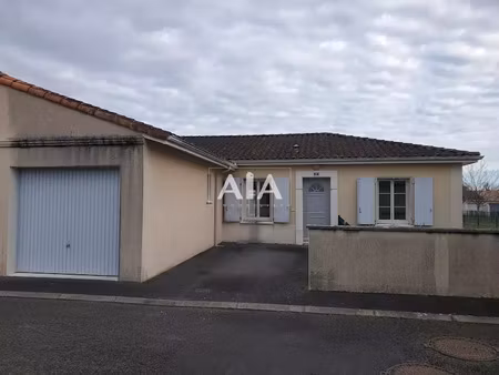 vente maison 4 pièces 75.19 m² à ruffec (16700)  133 750 €