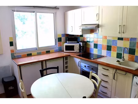 location appartement 1 pièce 27 m² à grasse (06130)