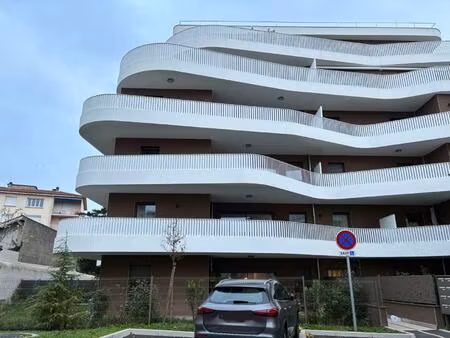 location appartement 2 pièces 41m² valence 26000