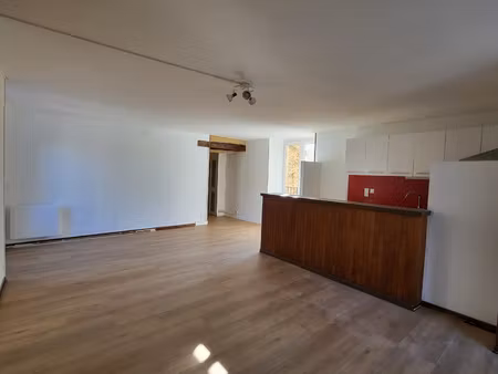 location appartement 5 pièces 89m² sarlat la caneda 24200
