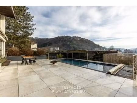 maison d'architecte avec piscine et logement indépendant