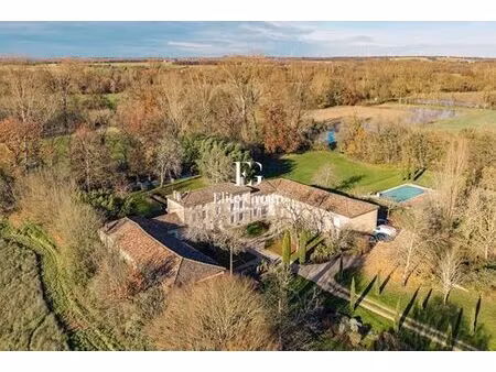 maison de 12 pièces de luxe en vente à vars  france