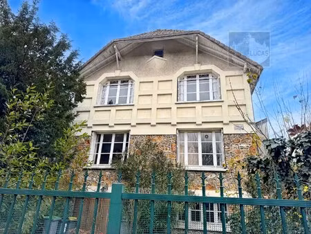 achat maison 5 pièces 151m² verrieres le buisson 91370