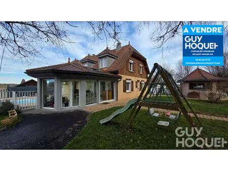 a vendre maison 6 chambres terrain piscine