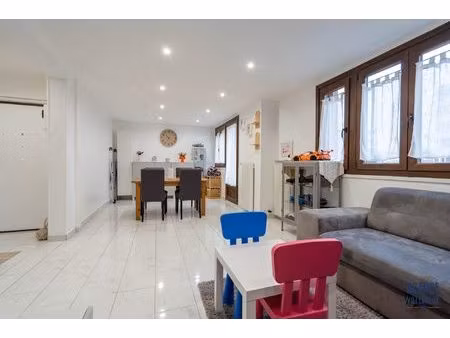 appartement - 4 pieces - balcon - cave - box