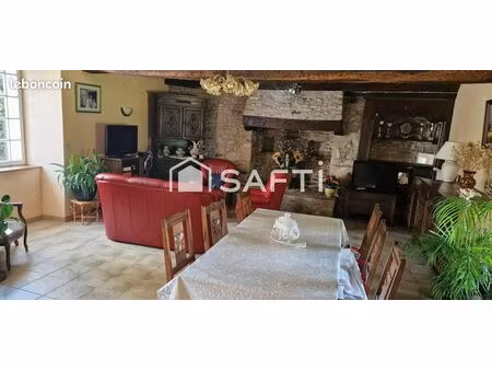 propriété 6 pièces 159 m²