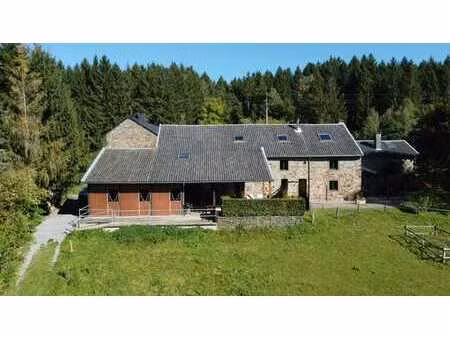 jalhay: maison de caractere avec gîte et dependances