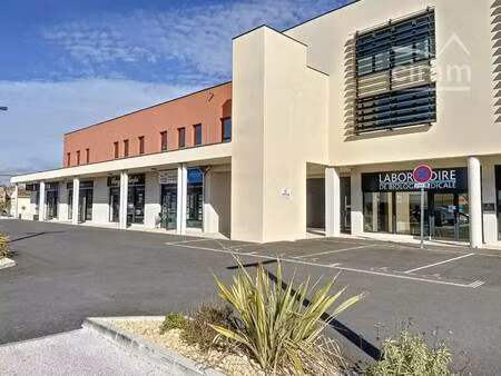 local commercial à louer