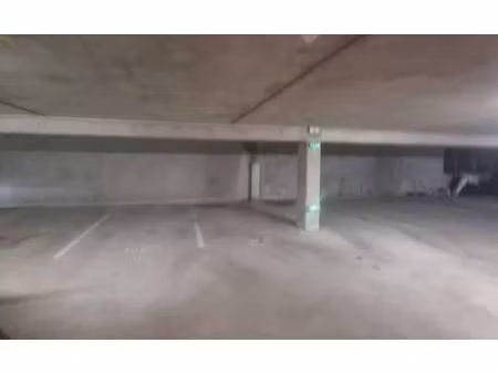 parking à louer