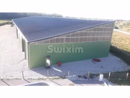 vente locaux professionnels 1600 m² à champagnole (39300)  520 000 €