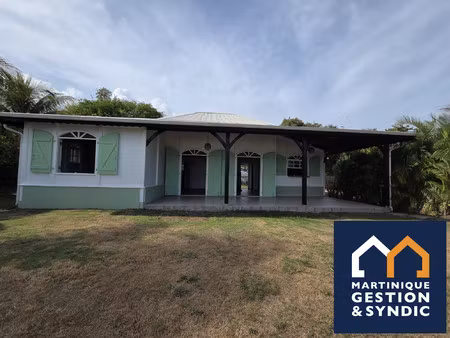 charmante villa f4 bis à louer au françois