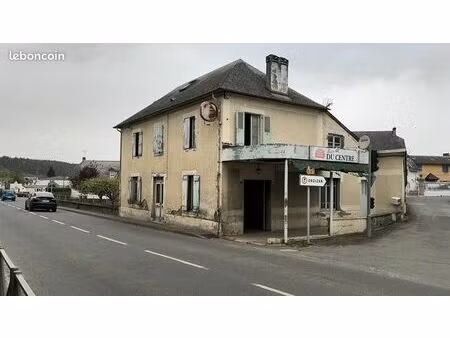 maison • 7 pièces • 240m2