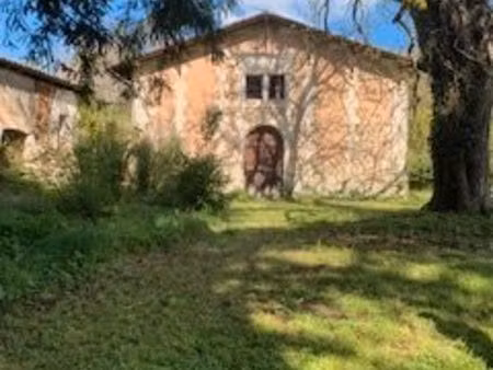 local de stockage 110 m²