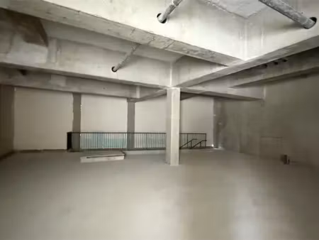 local commercial de 256m2 à louer à noisy-le-grand 93160