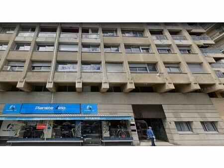 location local professionnel 56m² caluire et cuire 69300