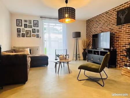 maison 5 pièces 126 m²