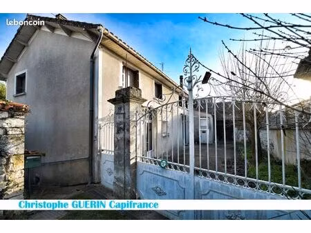 maison 8 pièces 148 m²