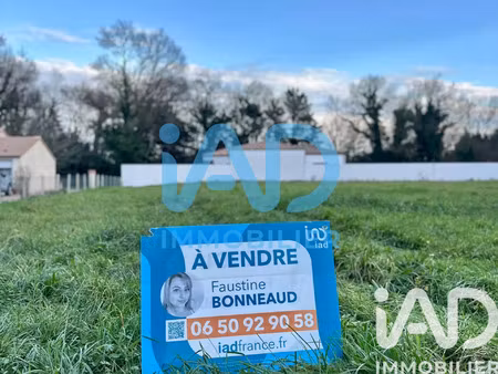 vente terrain 741 m² le chay (17600)