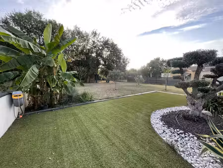 villa de 170 m² à diepentale avec parc et bois privé