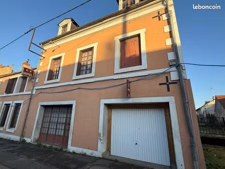 maison de village 6 pièces 142 m²