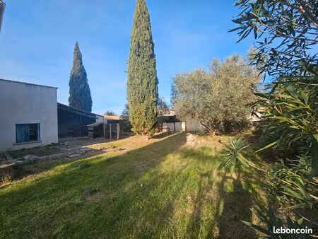 terrain+hangar viabilisé villevieille