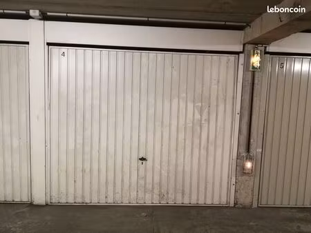 box sécurisé proche des cinq avenues