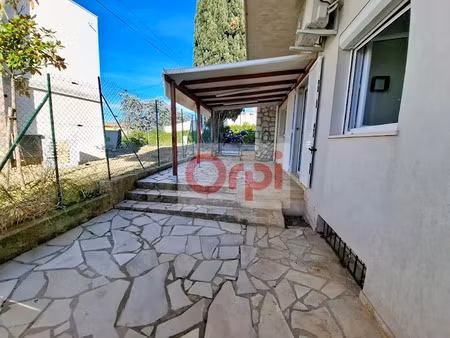 location appartement 2 pièces 32 m² à saint-laurent-du-var (06700)  910 €