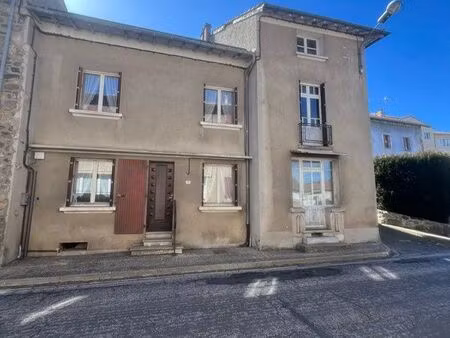 à vendre – ensemble immobilier avec bois à laussonne (haute-loire)