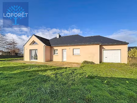 propriété contemporaine secteur résidentiel à châteauneuf du faou