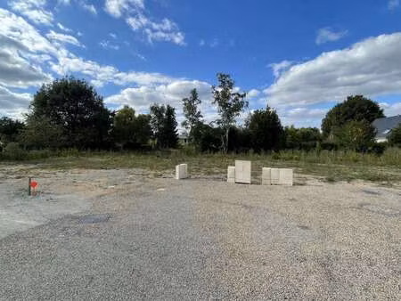 vente terrain à sucé-sur-erdre (44240) : à vendre / 480m² sucé-sur-erdre