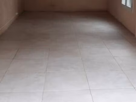 loue local 35m2 le cannet