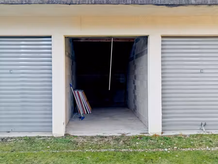 garage le crotoy  très bien placé.