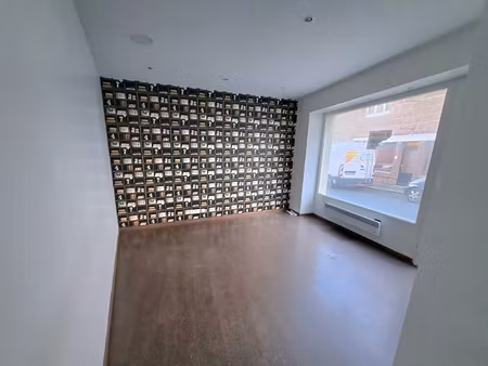 local commercial ou liberal