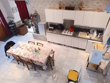 maison 8 pièces 175 m²