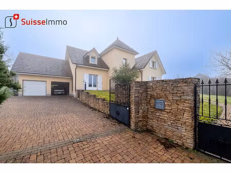 maison l'isle sur le doubs 200 m2