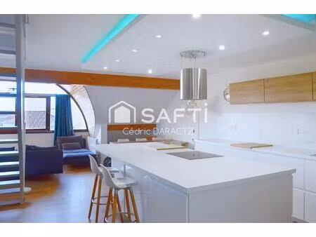 attique cosy en duplex rare avec vue imprenable sur le mont blanc et le jura