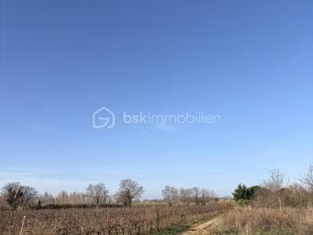 grande parcelle de 30676 m2