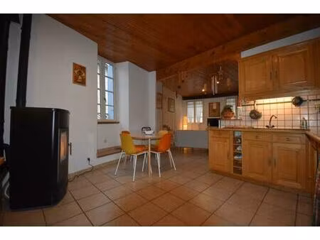 maison de village rénovée avec garage à puylaroque