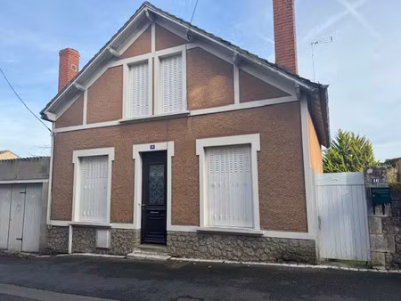 vente maison 4 pièces 100.4 m² à montmorillon (86500)  136 000 €