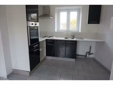 location appartement 3 pièces 82m² malay le grand 89100